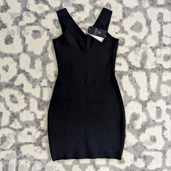 Guess Dresses & Skirts - Guess Black Ribbed Bodycon Mini V-neck Dress Size XS NEW WITH TAGS